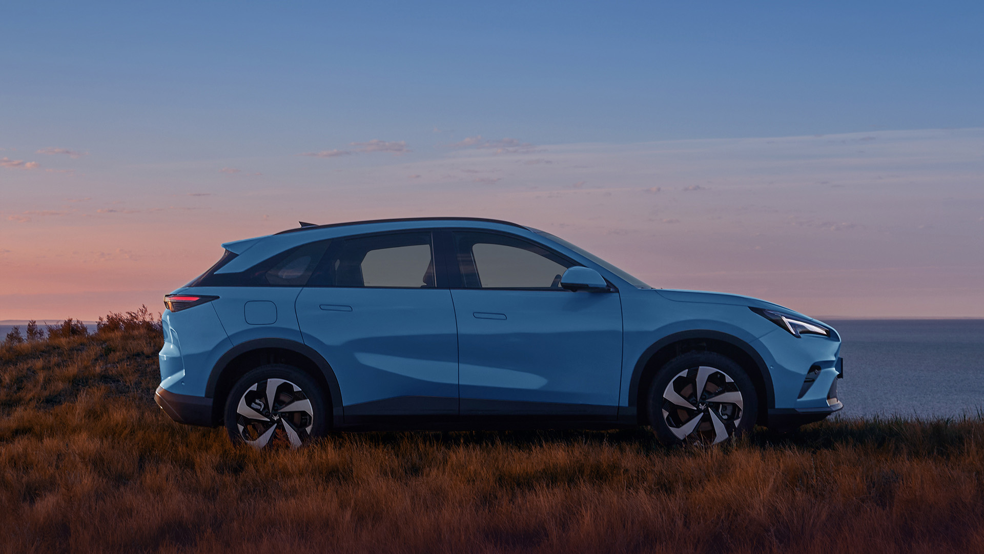 Arcfox T5 PHEV. Екстер'єр